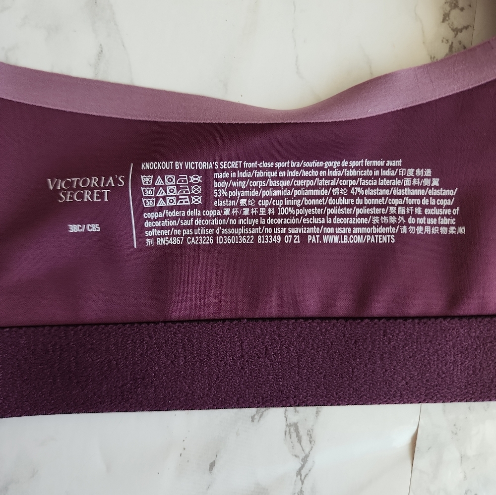 VS Victoria’s Secret Sports Bra 38C - Picture 6 of 9